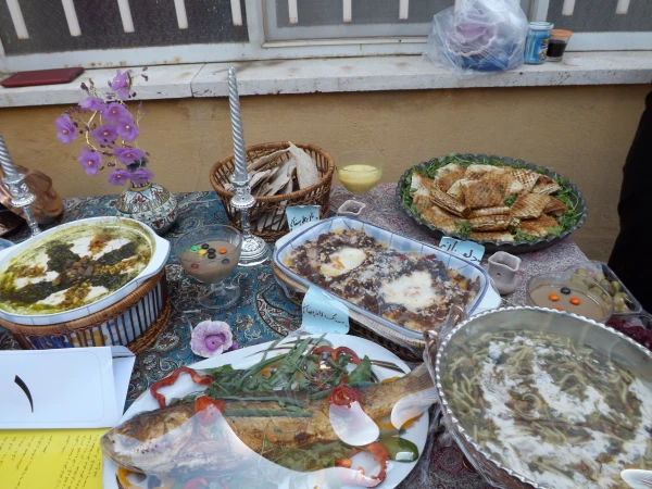 جشنواره غذاهای ایرانی در هفته آموزش