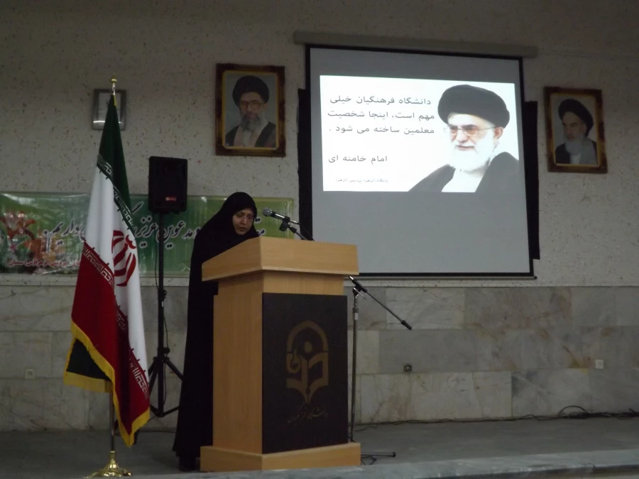 سخنرانی دکتر صالحی در مراسم بزرگ داشت هفته ی آموزش