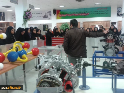 بازدید دانشجو معلمان  پردیس الزهرا (س) از پارک علم و فناوری دانشگاه سمنان