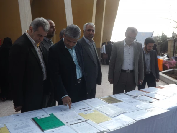 برگزاری همایش بزرگداشت روز پژوهش 2