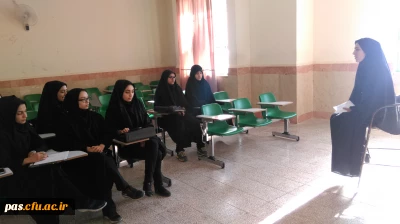 جلسه توجیهی اعضای نشریه پردیس الزهرا (س) با کارشناس فرهنگی