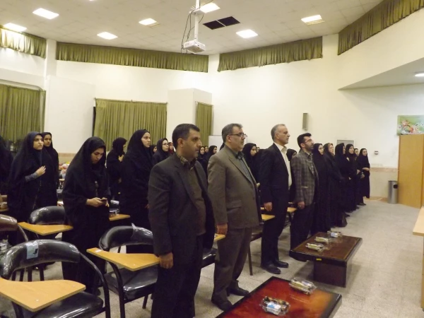 نشست صمیمی با دانشجویان