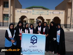 دیدار اعضای کانون هلال احمر از خانه سالمندان سمنان‎