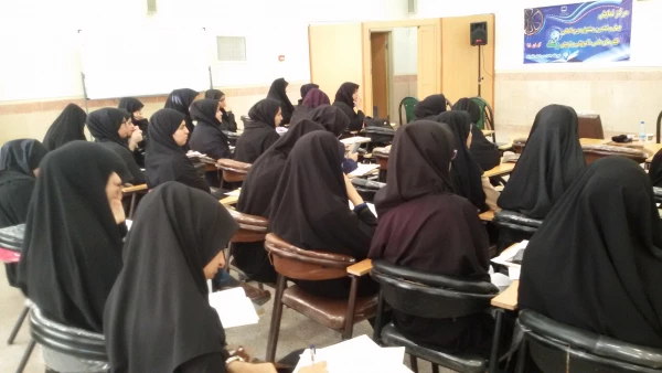 اکران فیلم رشد